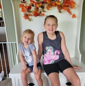 Meet your Posher, Paula